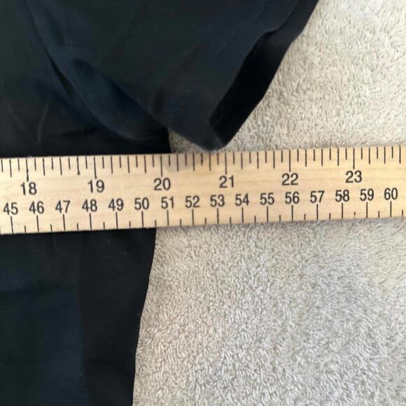 Lacoste Men's Black V-Neck Cotton T-Shirt - M Like New - Picture 5 of 7